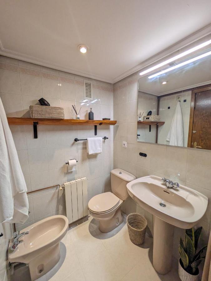 Piso Grande La Vina Apartment Biescas  Exterior photo